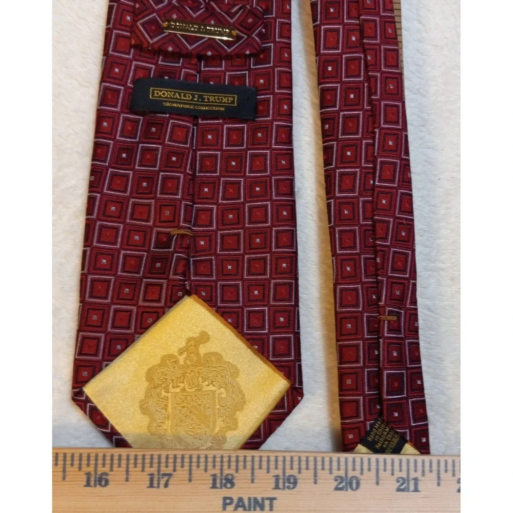 Donald Trump Signature Collection 100% Silk Red Geometric Check Neck Tie